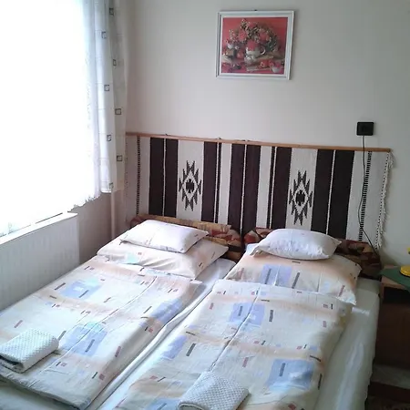 Guest house Deak Vendeghaz Apartman Hajduszoboszlo