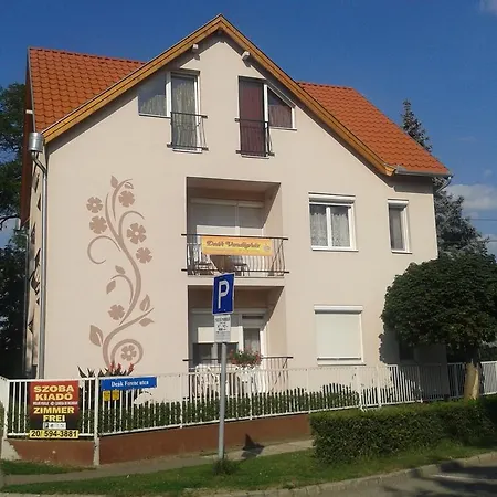 Penzion Deak Vendeghaz Apartman