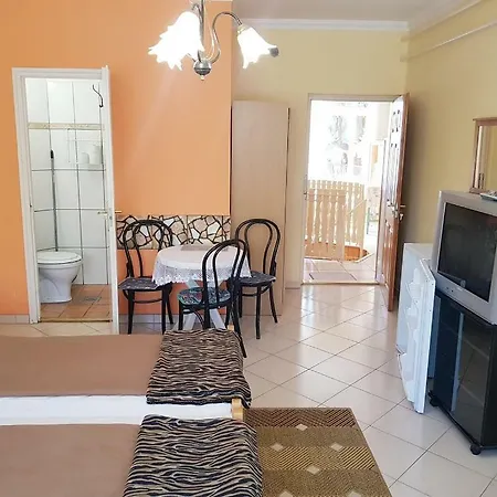 Deak Vendeghaz Apartman *