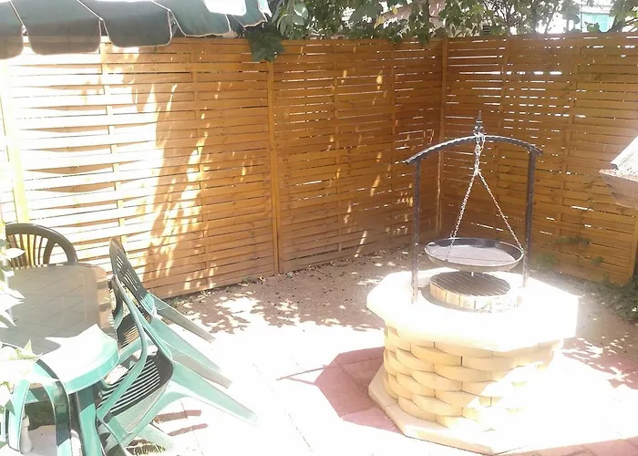 بيت ضيافة Deak Vendeghaz Apartman *